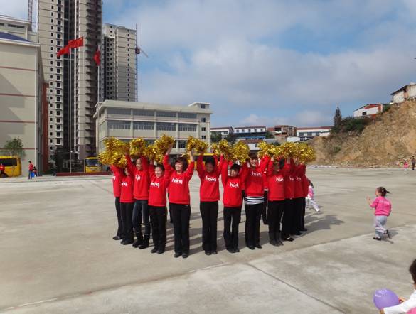 老師們，辛苦了！活動(dòng)結(jié)束我們也獎(jiǎng)勵(lì)您帖小紅花，??！