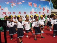 《數(shù)鴨子》，看小袁跳得多認真??！
