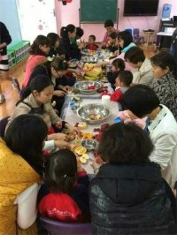 寶貝和家長們制作的多認真??！