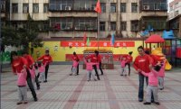 2010春蕾幼兒園秋季運(yùn)動(dòng)會幼兒與教師表演