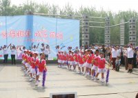 孩子們亮相！