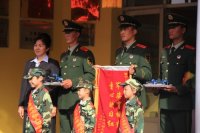 園領(lǐng)導(dǎo)向教官表達深厚的謝意