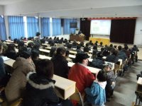 組織家長學(xué)習(xí)“手足口“的預(yù)防知識。